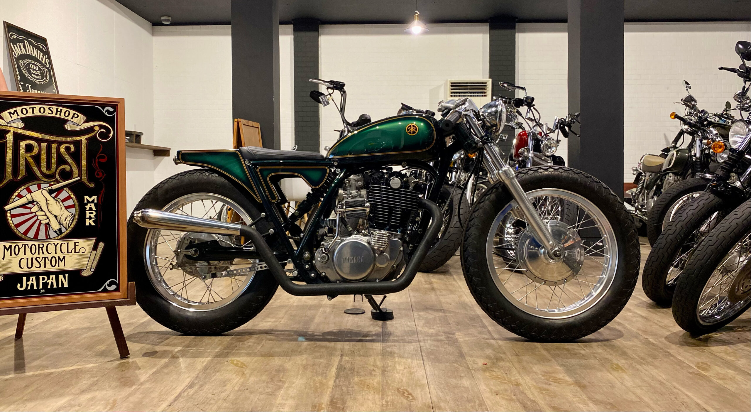 Sr400 カスタムへの道 Motoshop Trust