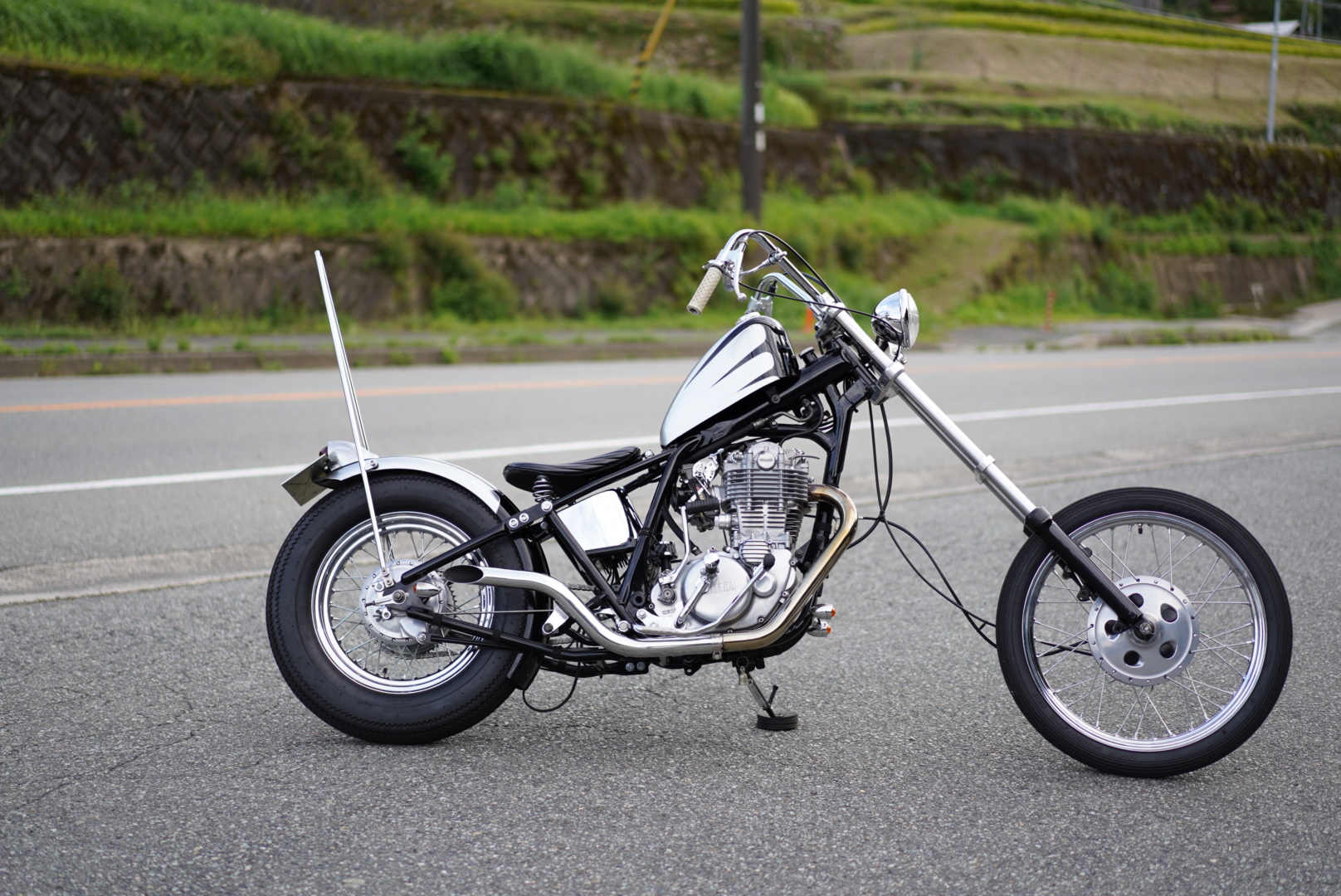 SR400 ロングフォークチョッパー - オートバイ
