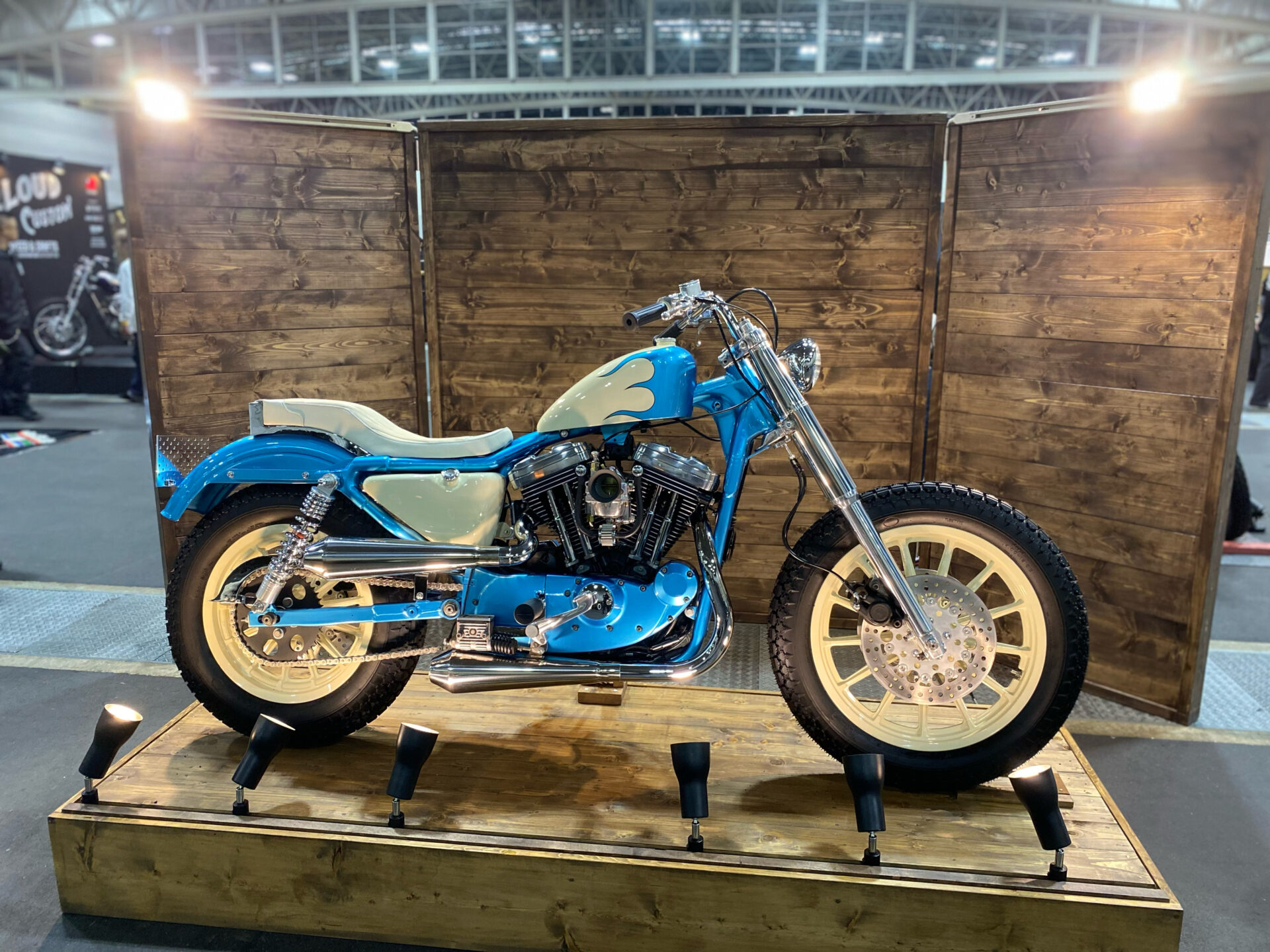 XL1200S