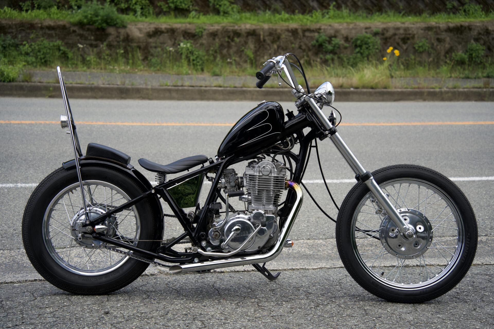 YAMAHA・SR400 COMPLETE CHOPPER- TRUST MOTORCYCLE